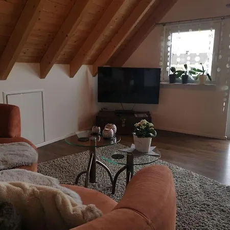 Lively In Holiday home *